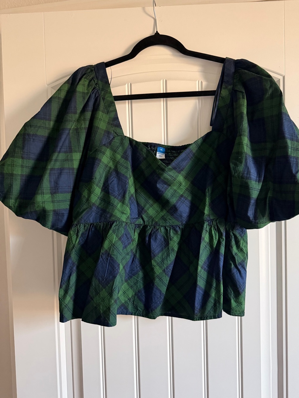Old Navy Green and Navy Plaid Puff Sleeve Peplum Top